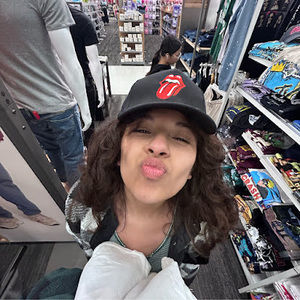 Meet your Posher, Diana